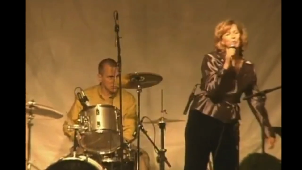 besame-mucho-video